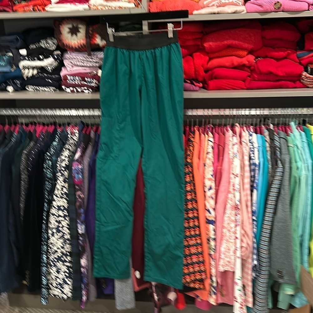 Jaanuu size XS green black waistband scrub pants